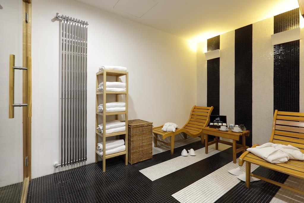 Western Premier Chc Airport Hotel 4*