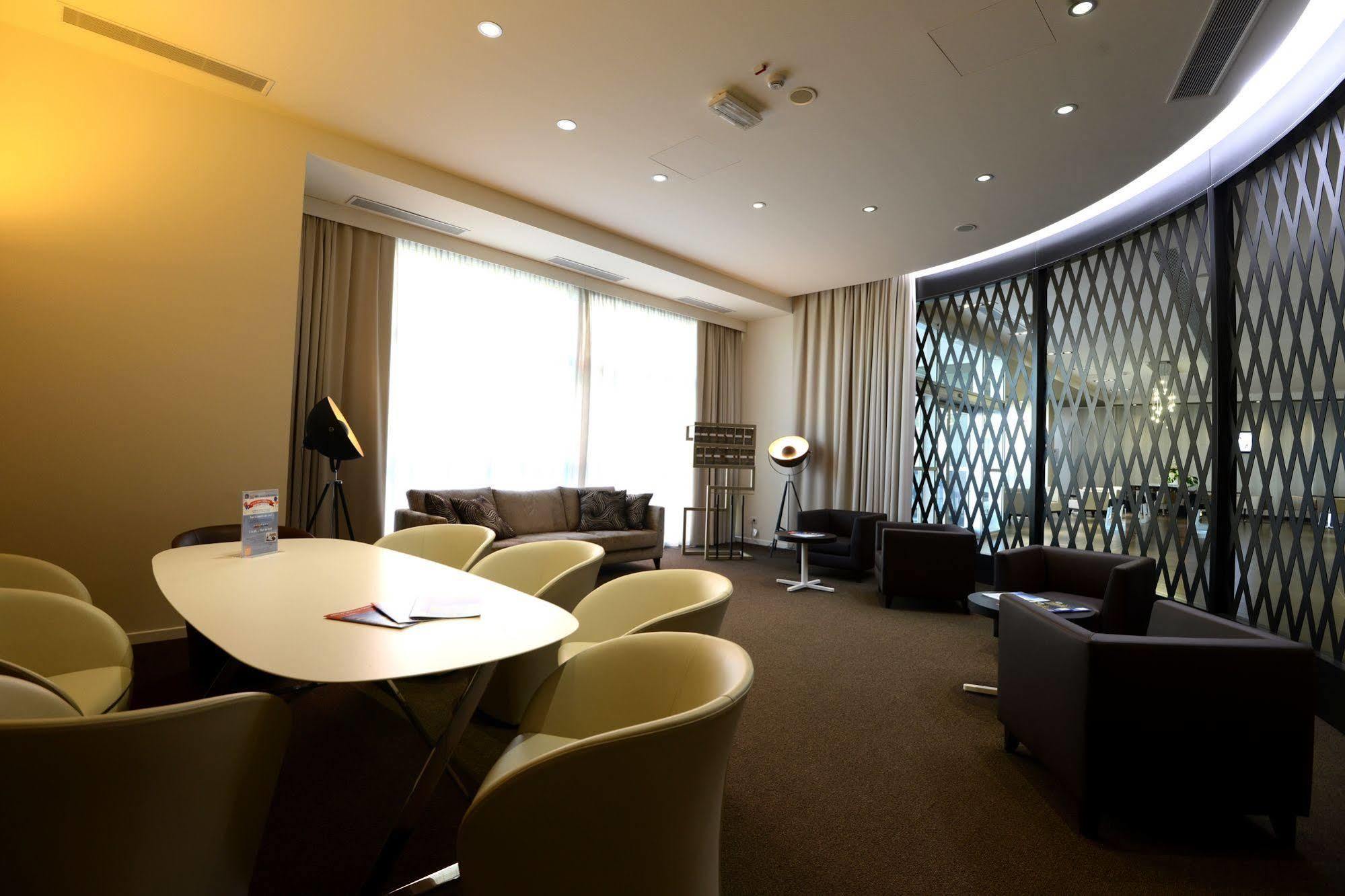 Hotel Western Premier Chc Airport Genua