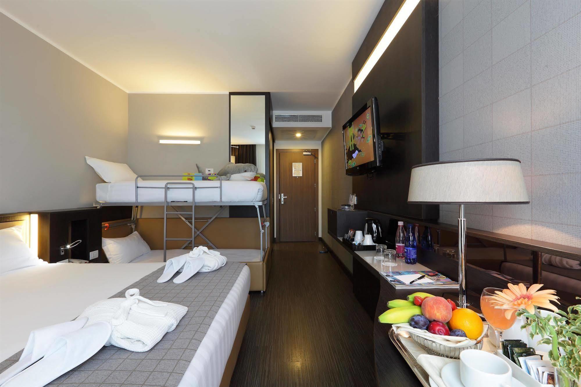 Western Premier Chc Airport Hotel